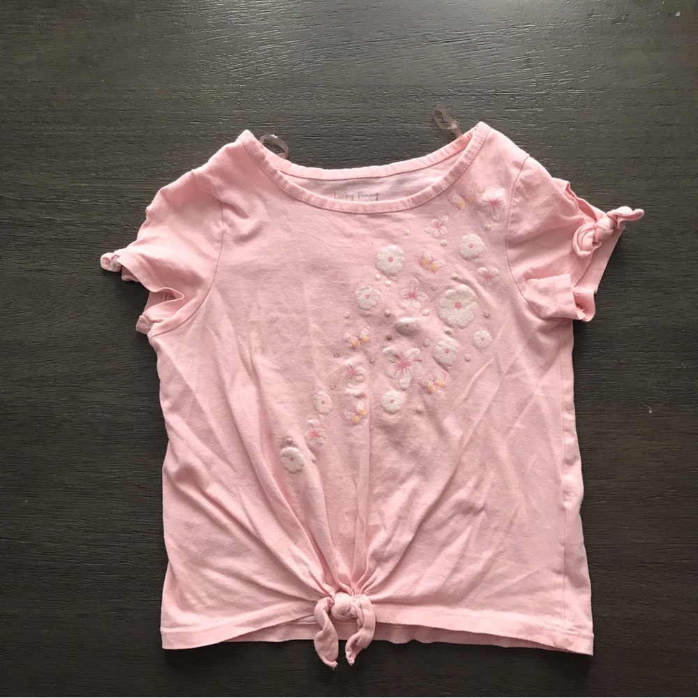 Little girl pink top